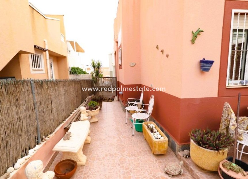 Reventa - Villa independiente -
Torrevieja - Los Balcones - Los Altos del Edén