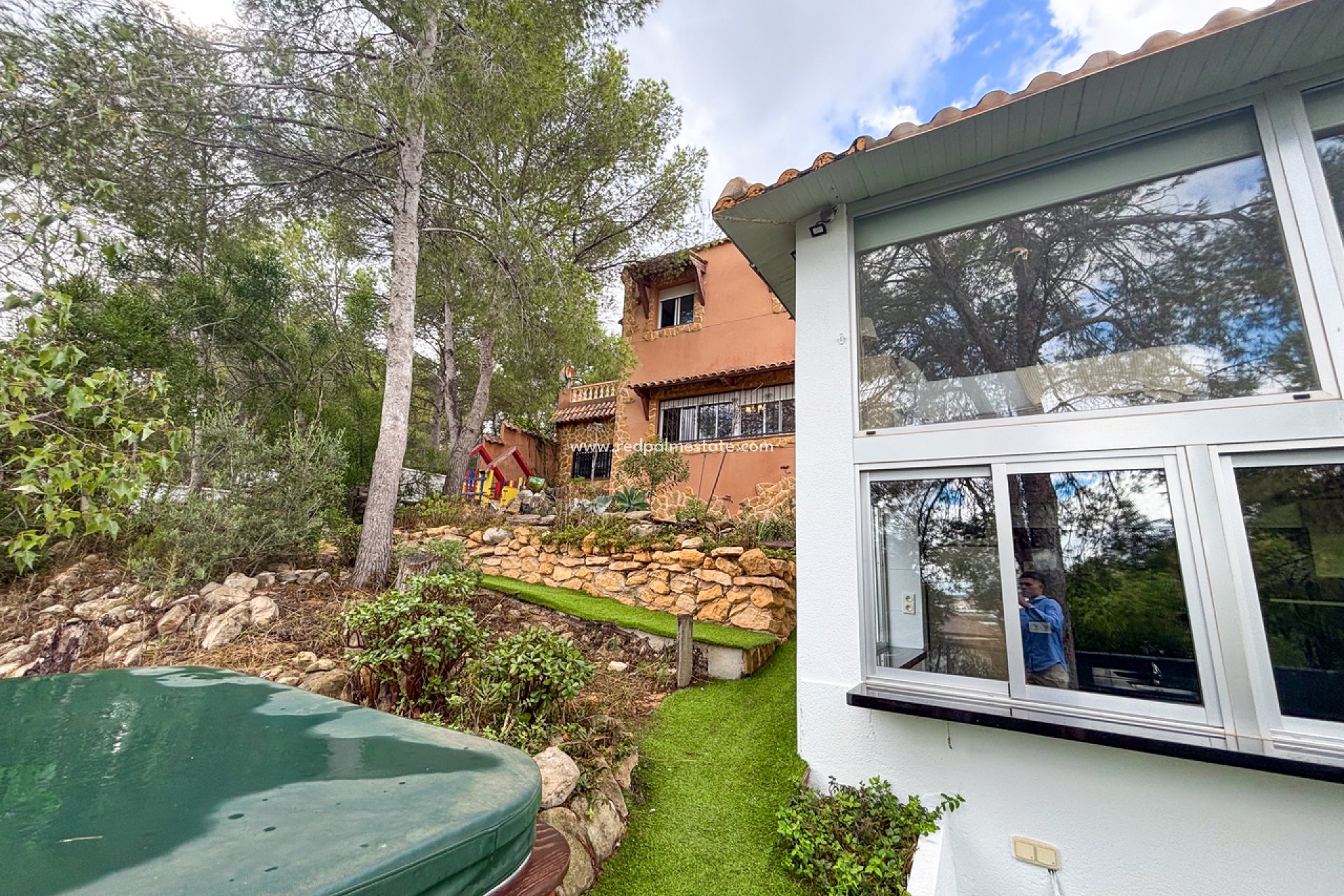 Reventa - Villa -
Jacarilla - Inland