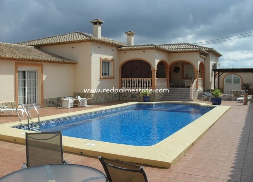 Reventa - Villa -
Jalón - Inland