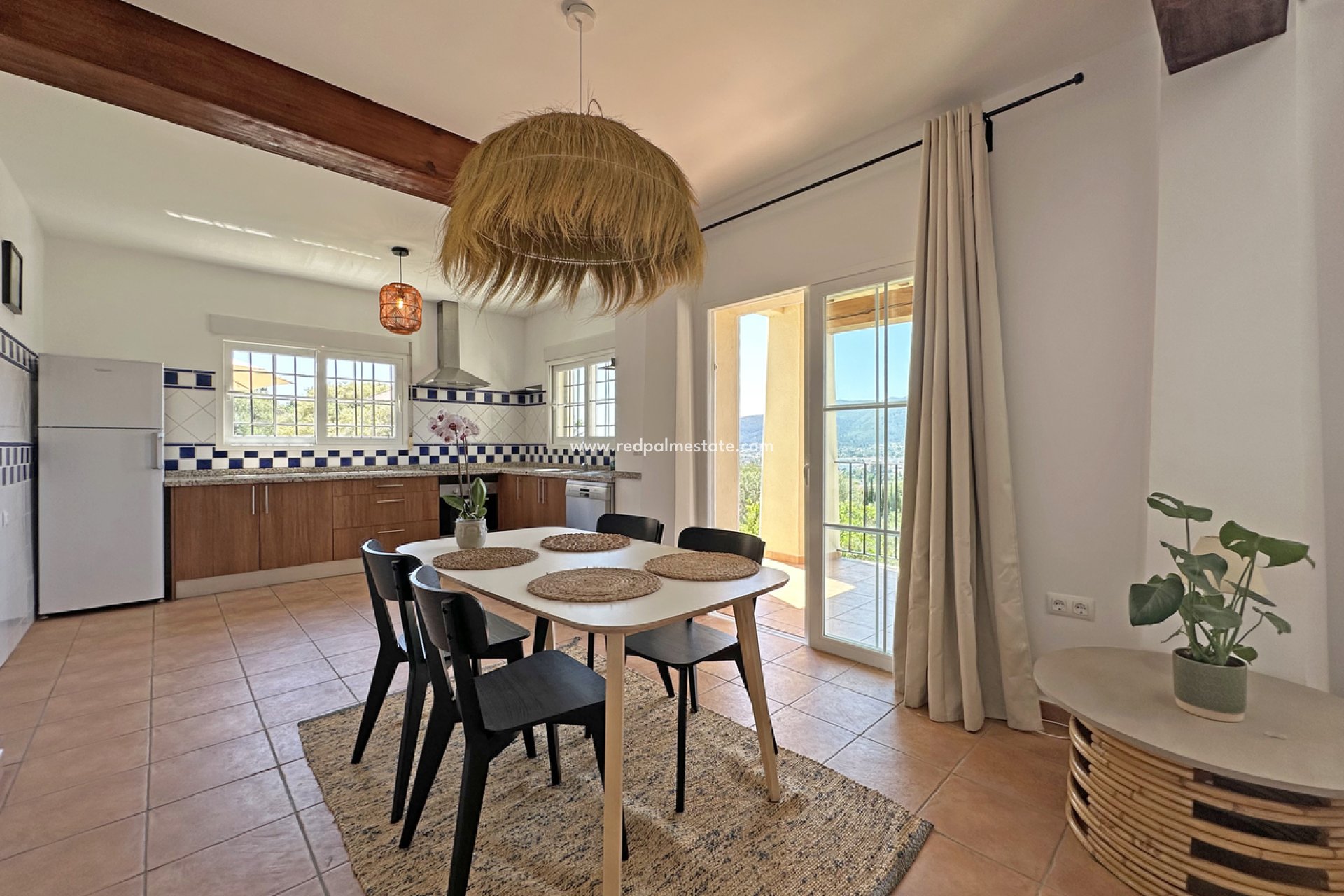 Reventa - Villa -
Jalón - Inland