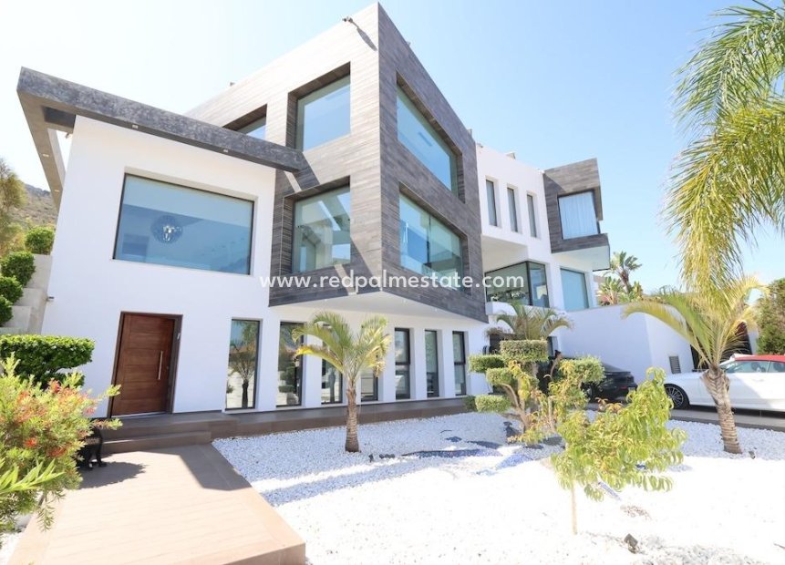 Reventa - Villa -
Jávea - Xàbia - Monte Olimpo