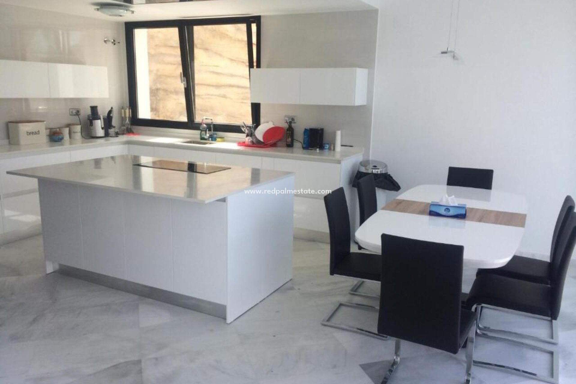 Reventa - Villa -
Jávea