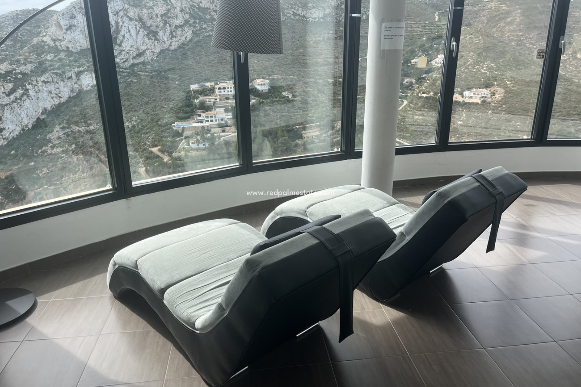 Reventa - Villa -
Jávea