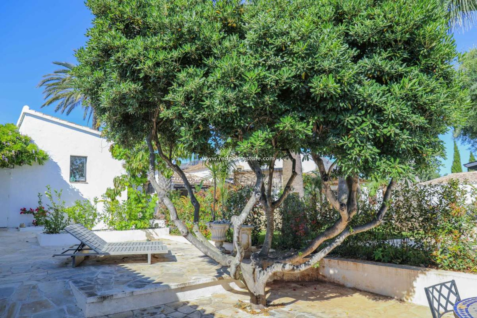 Reventa - Villa -
Jesus Pobre - Inland