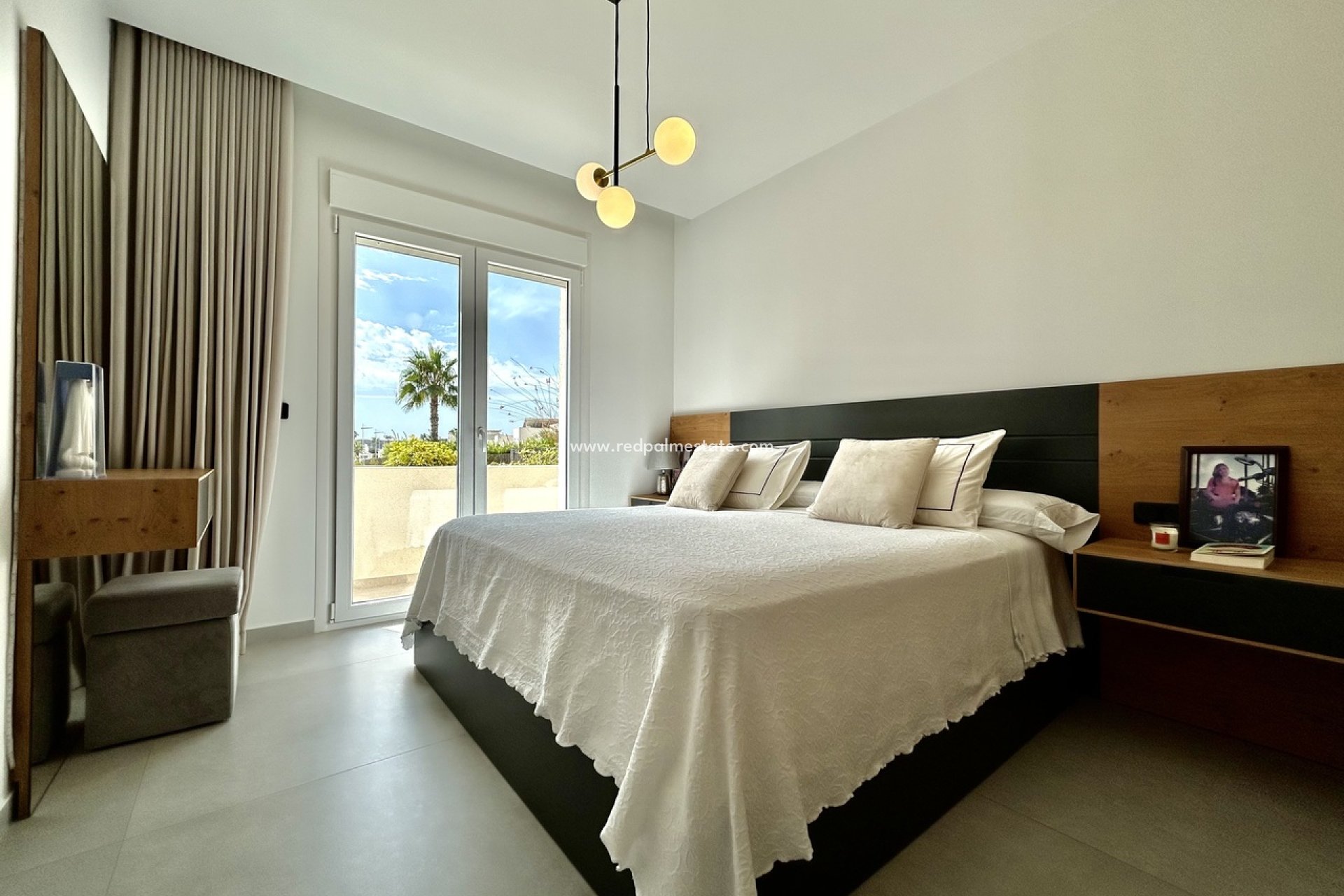 Reventa - Villa -
La Finca Golf Resort - Inland