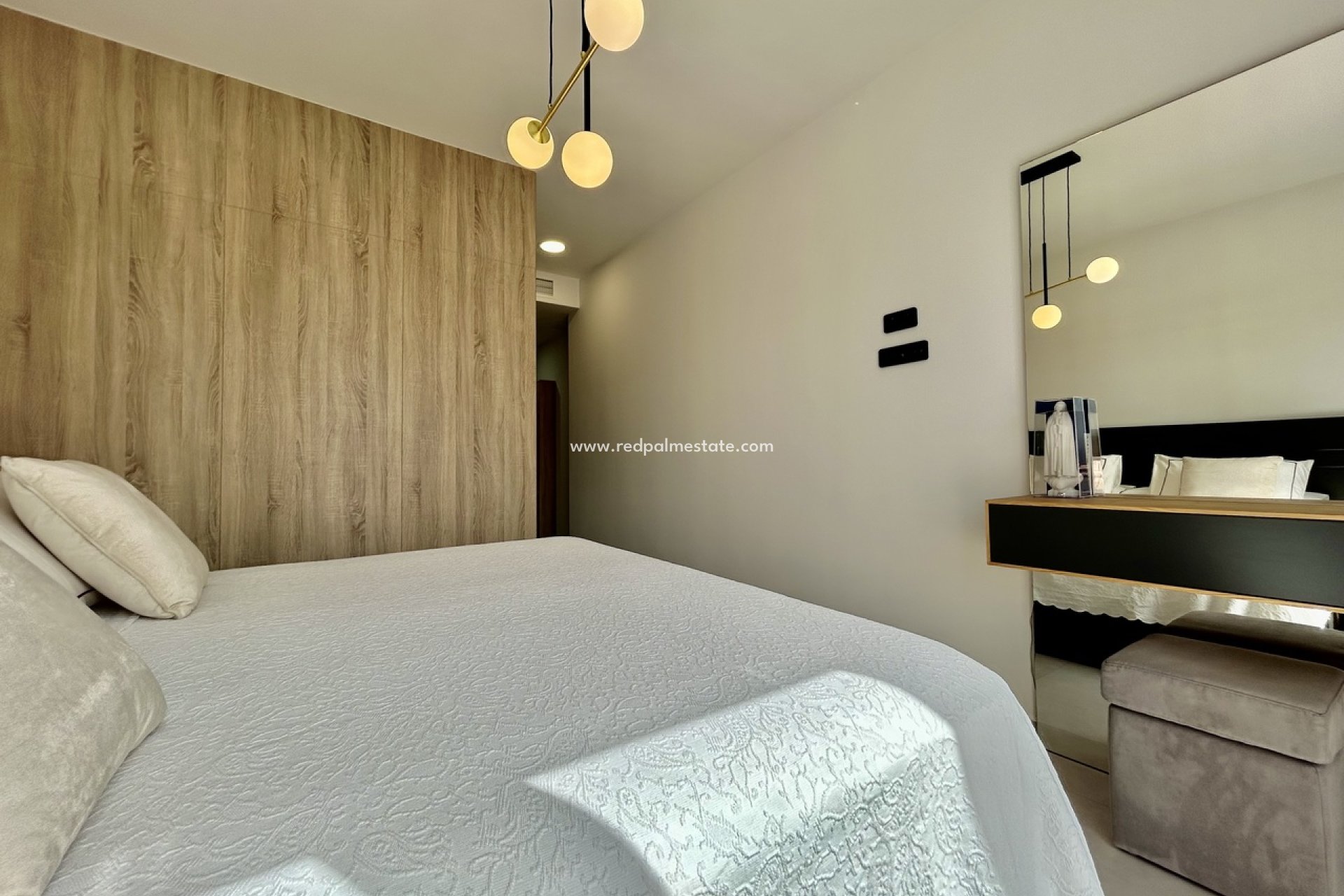 Reventa - Villa -
La Finca Golf Resort - Inland