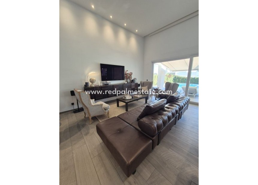 Reventa - Villa -
La Finca Golf Resort - Inland