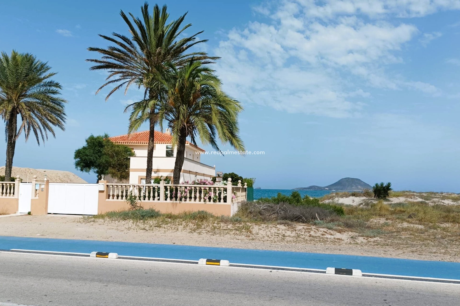 Reventa - Villa -
La Manga