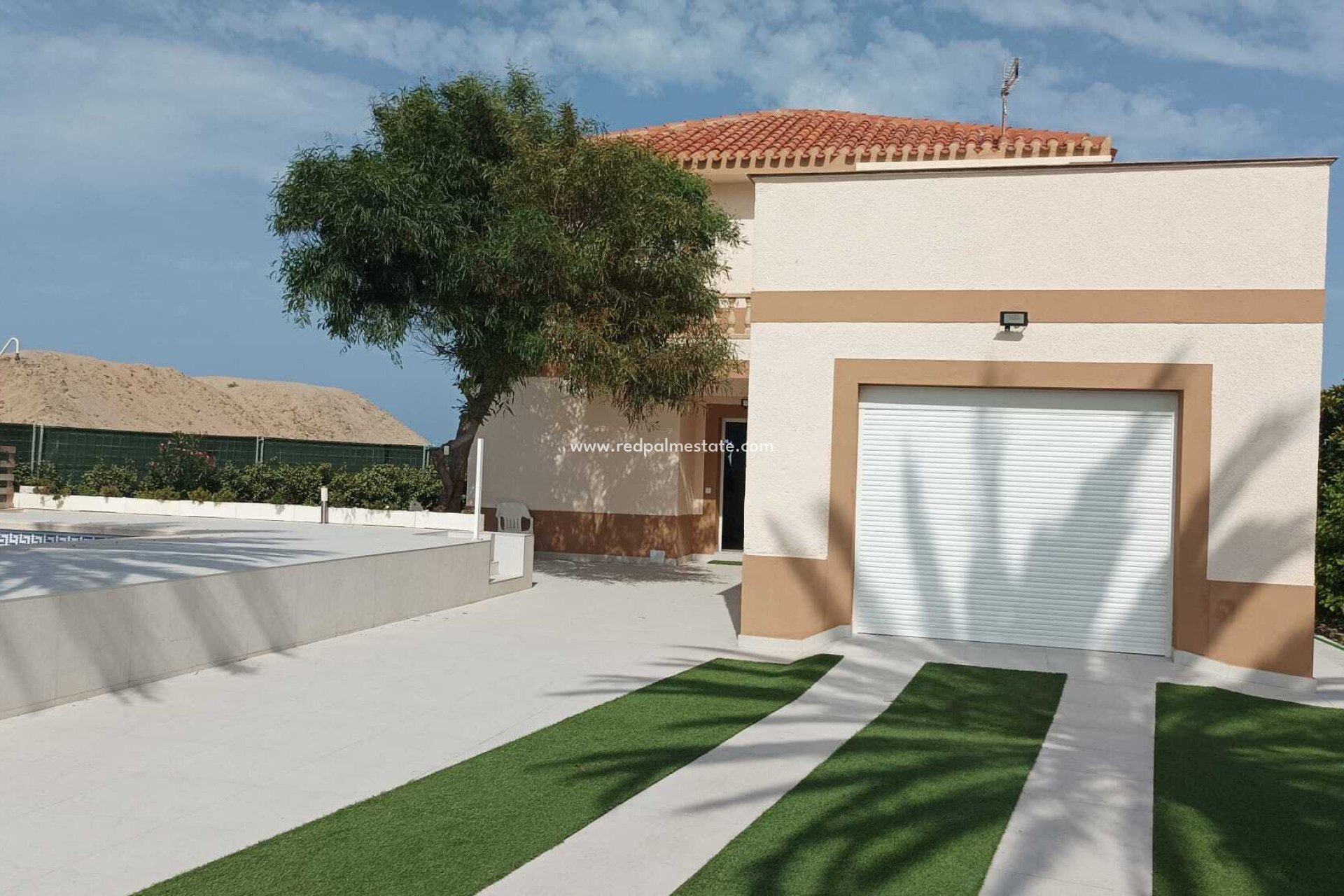 Reventa - Villa -
La Manga