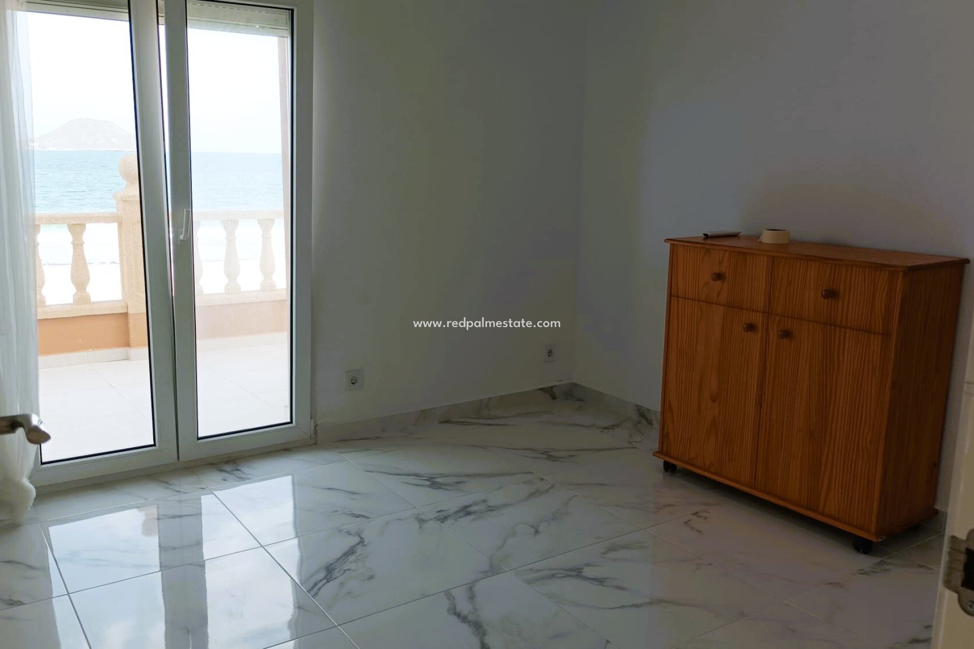 Reventa - Villa -
La Manga