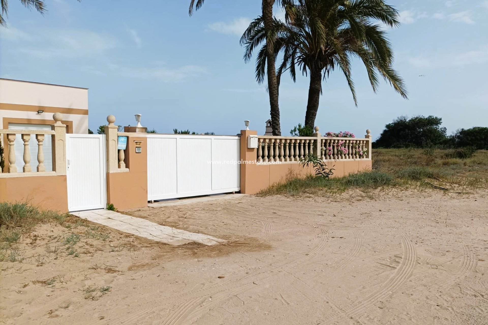 Reventa - Villa -
La Manga
