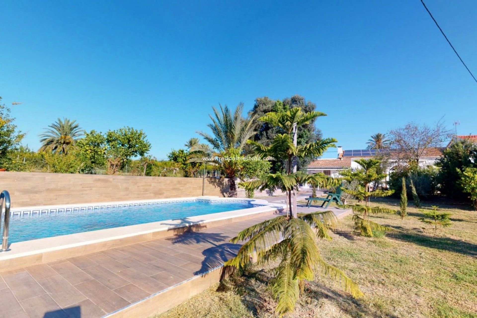 Reventa - Villa -
La Marina - Alicante