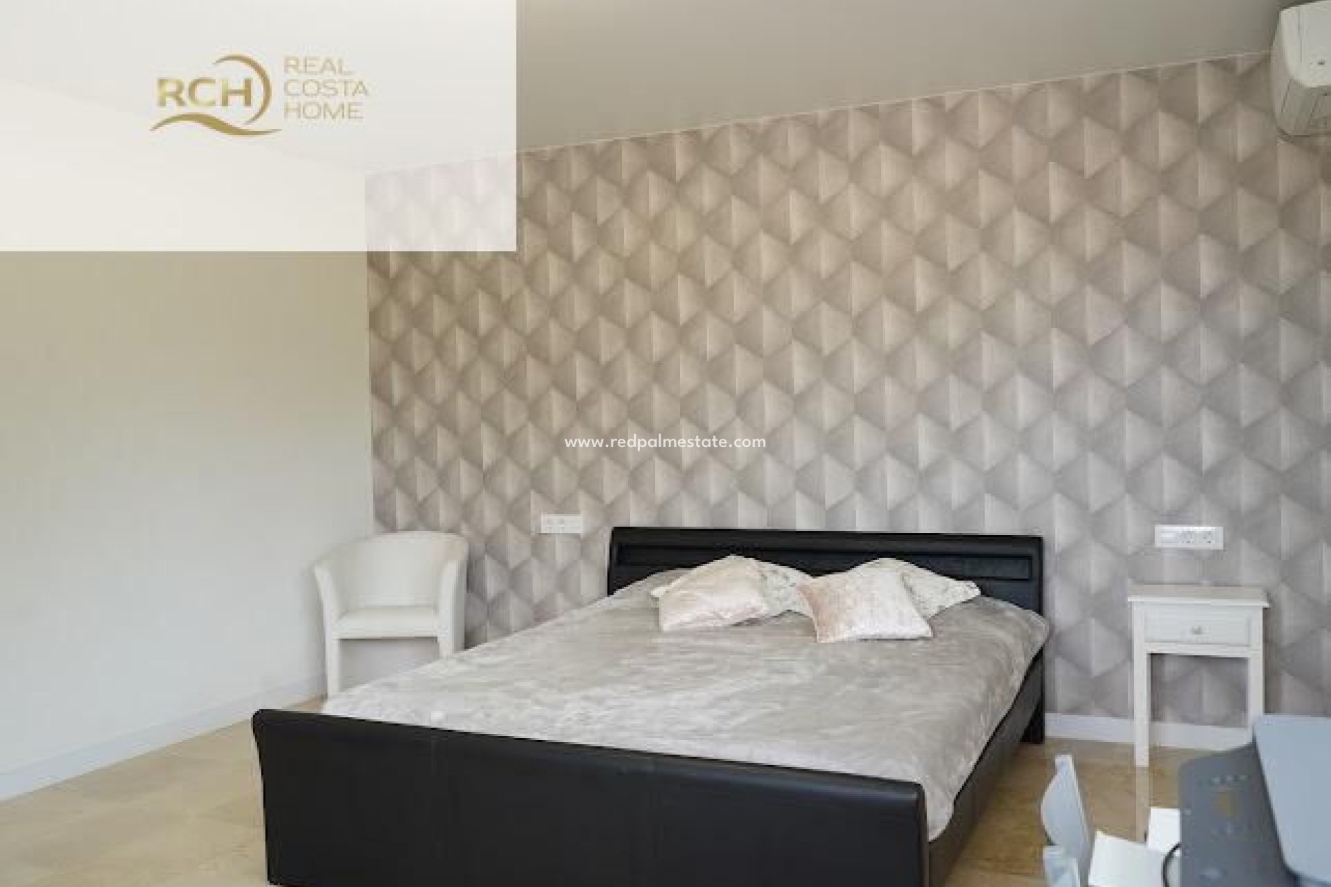 Reventa - Villa -
La Nucía - Montebello - Nou Espai