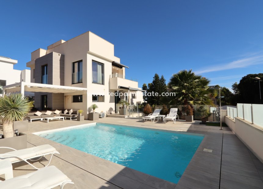 Reventa - Villa -
La Nucía