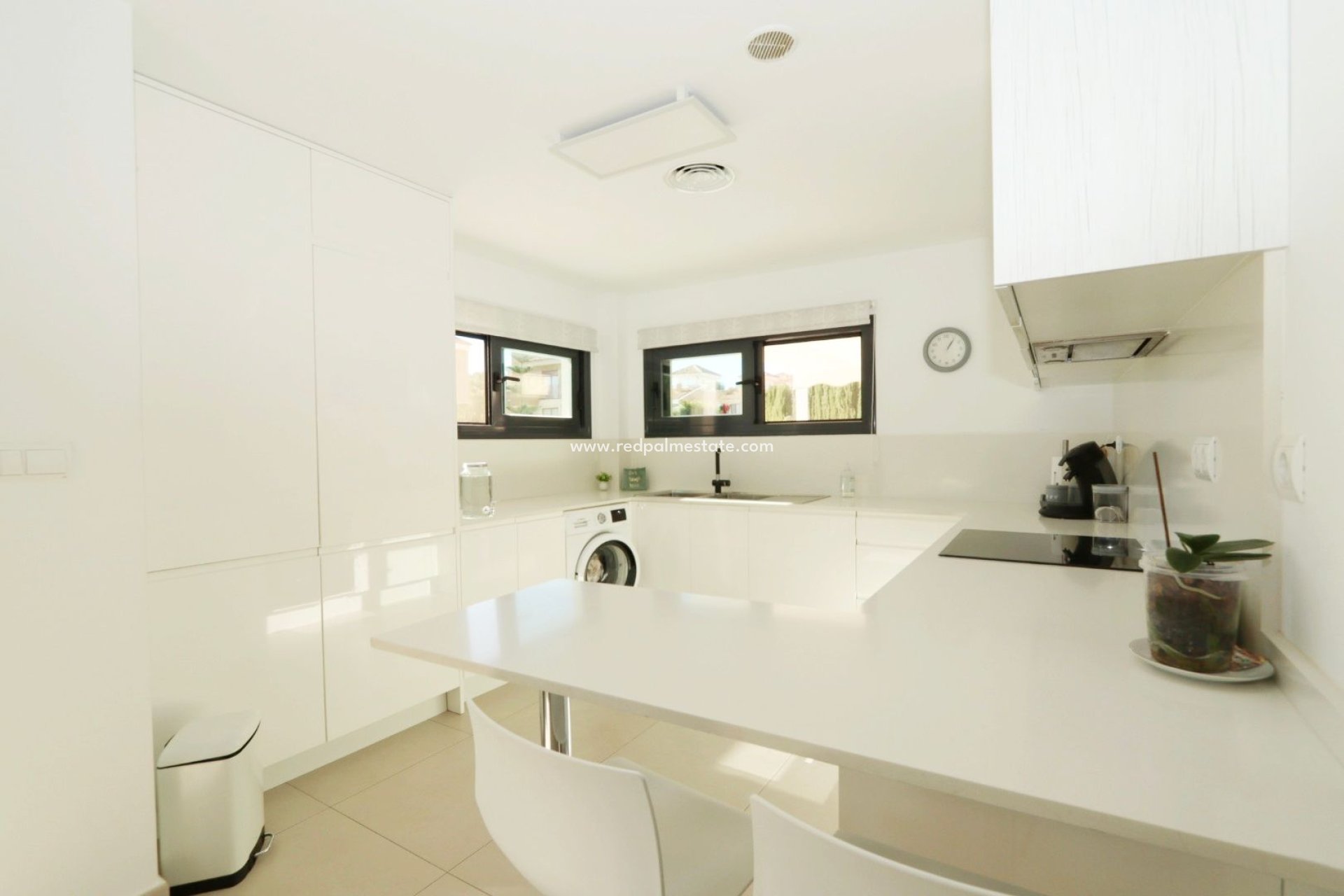 Reventa - Villa -
La Nucía