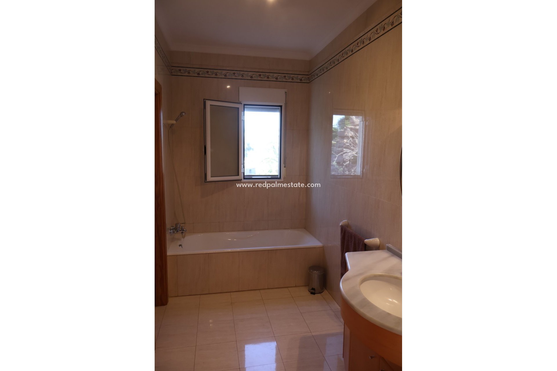 Reventa - Villa -
La Sella - Inland