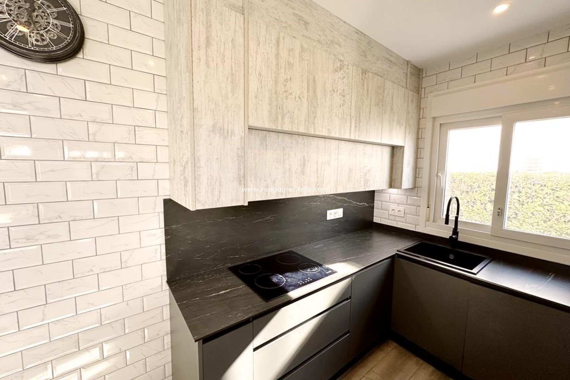 Reventa - Villa -
La Torre Golf Resort - Inland