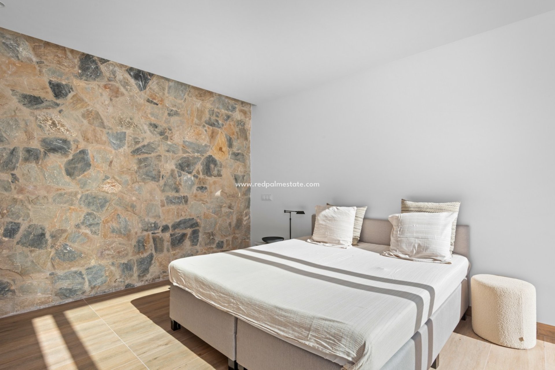 Reventa - Villa -
Las Colinas Golf - Costa Blanca