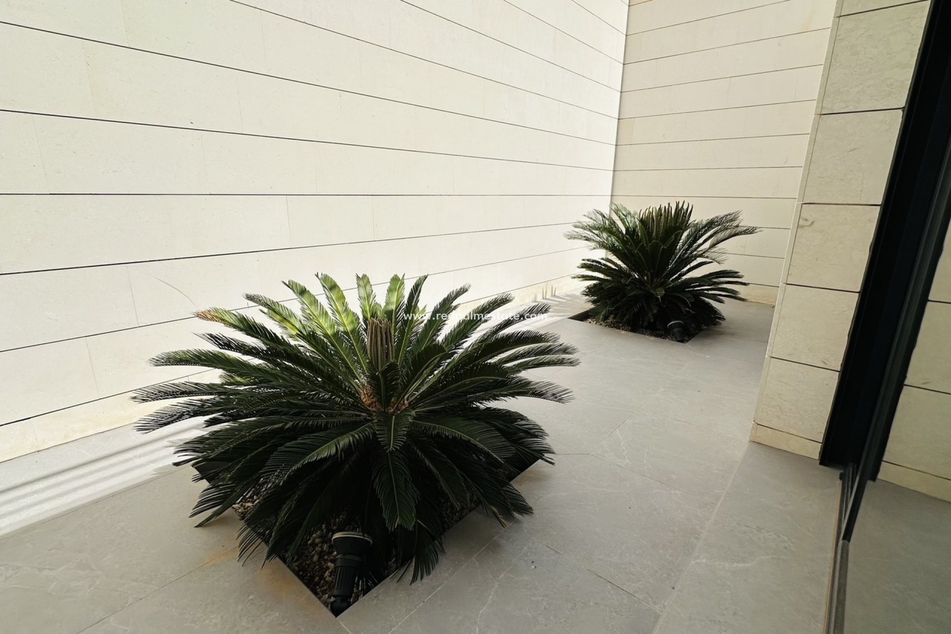 Reventa - Villa -
Las Colinas Golf - Costa Blanca