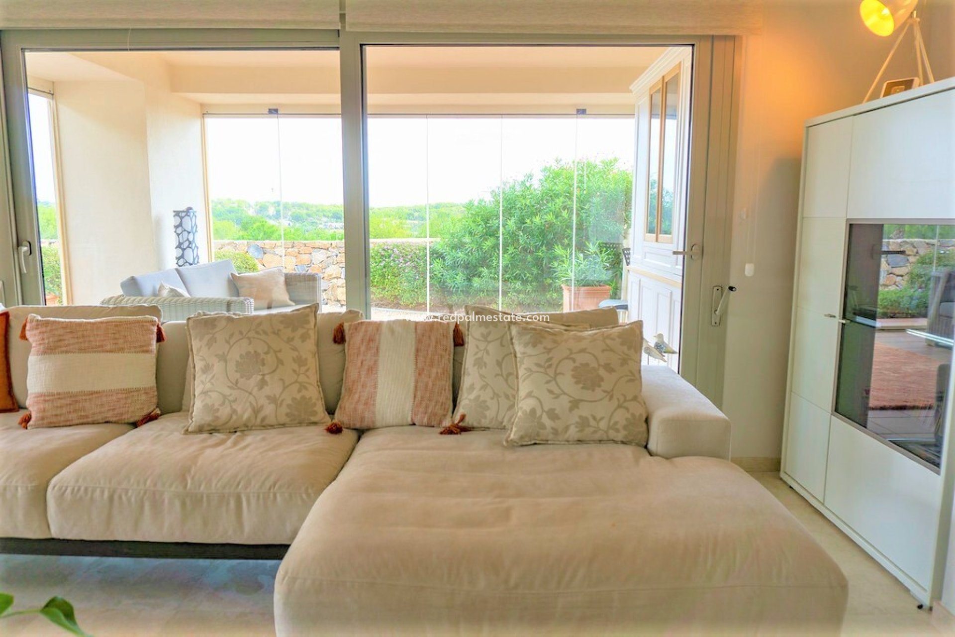 Reventa - Villa -
Las Colinas Golf - Inland