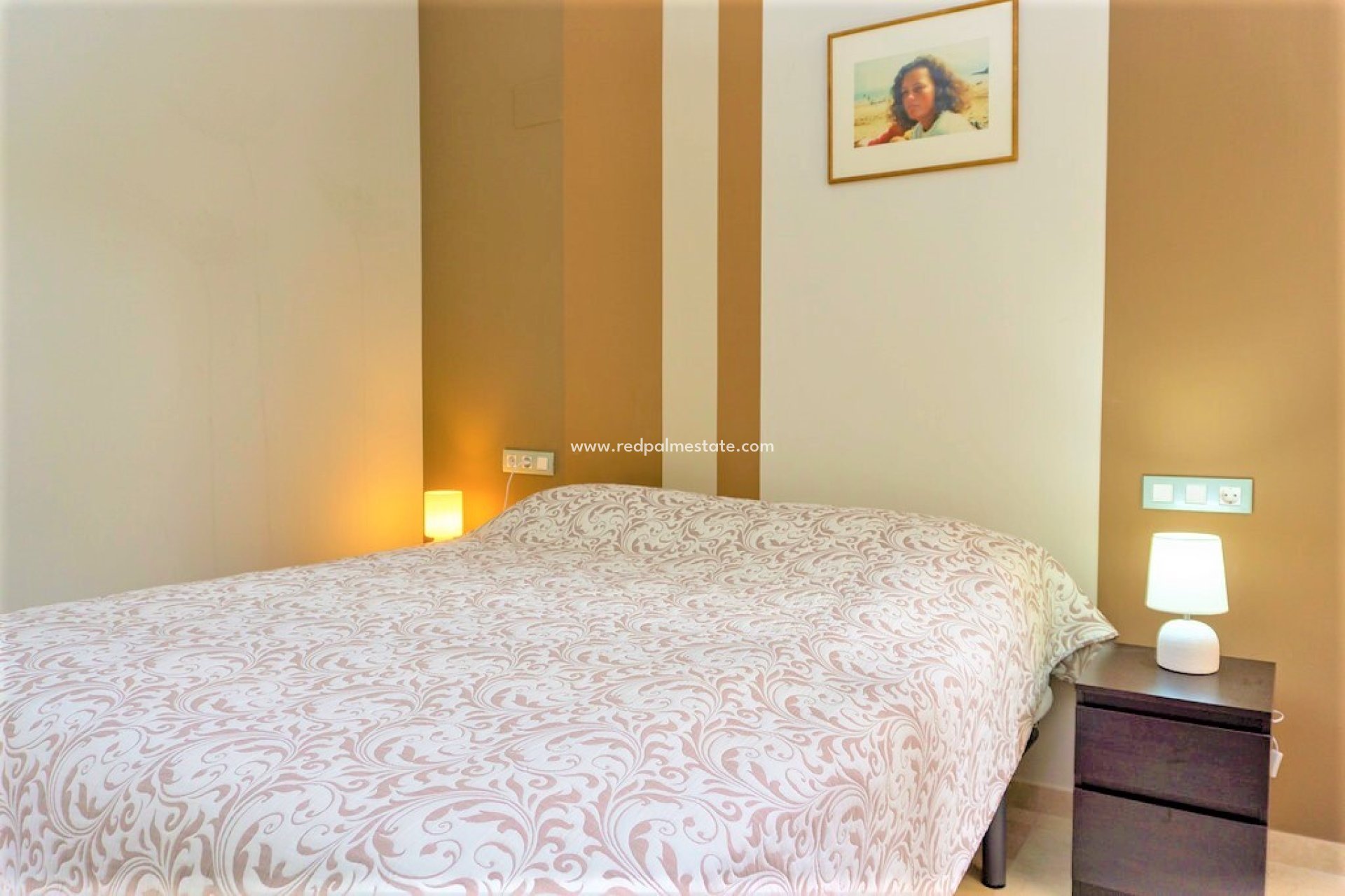 Reventa - Villa -
Las Colinas Golf - Inland