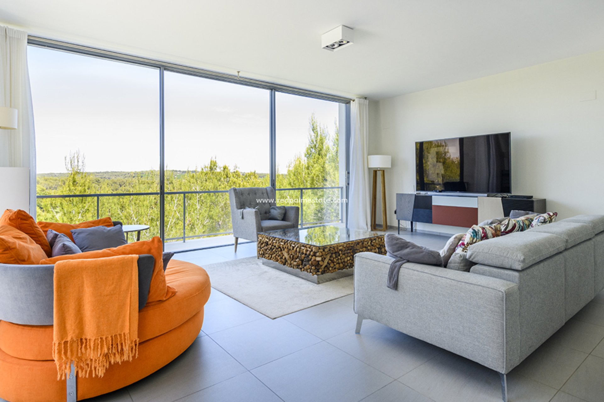 Reventa - Villa -
Las Colinas Golf