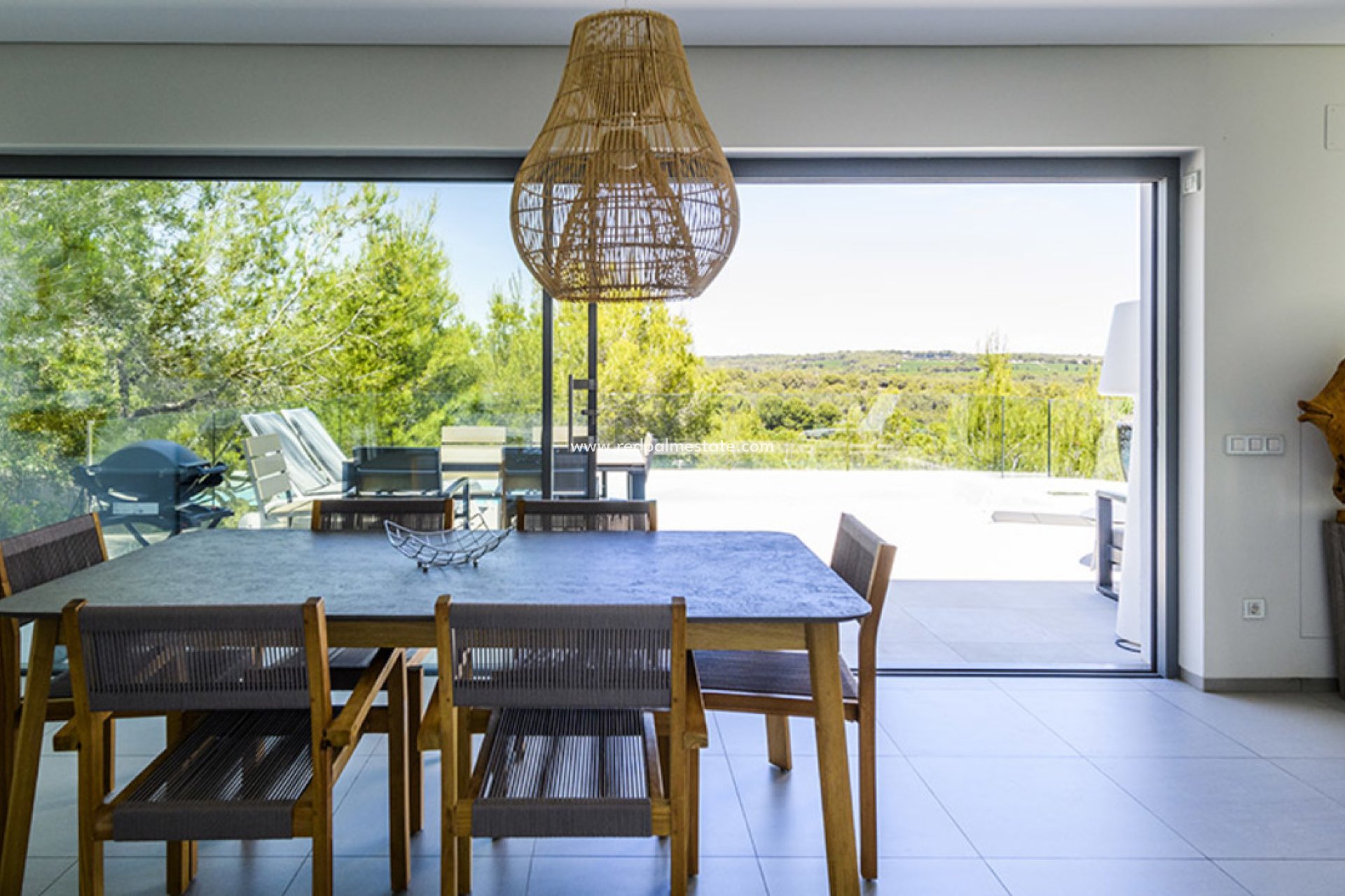 Reventa - Villa -
Las Colinas Golf