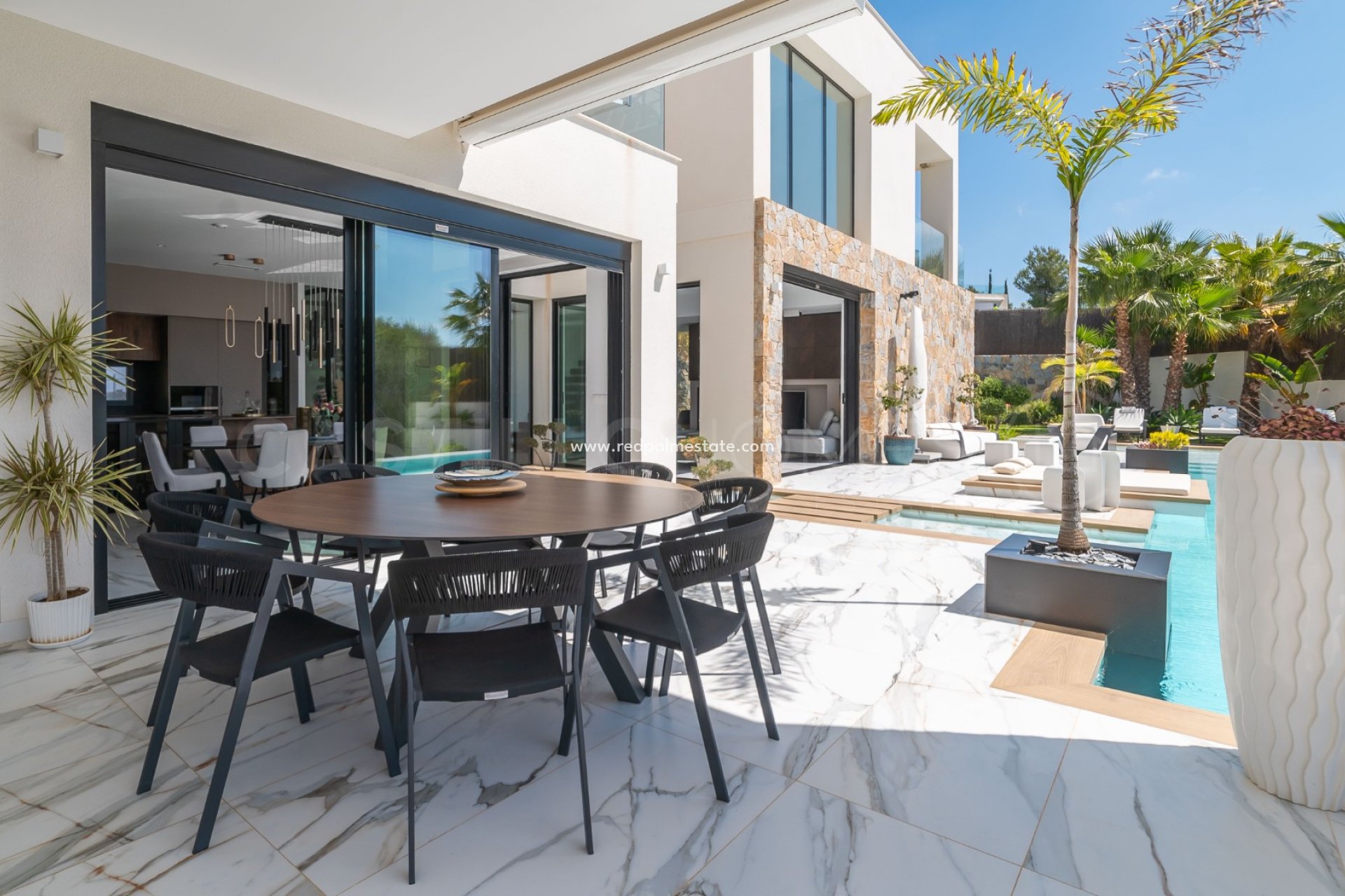 Reventa - Villa -
Las Colinas Golf