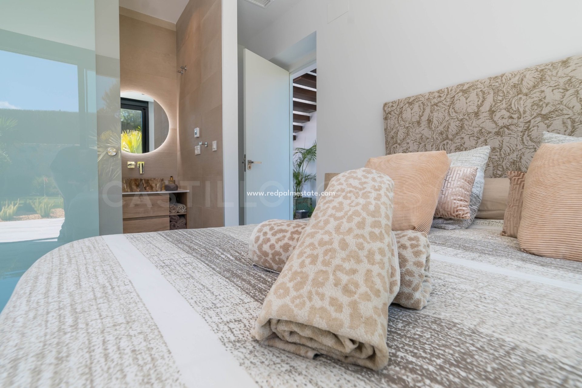 Reventa - Villa -
Las Colinas Golf