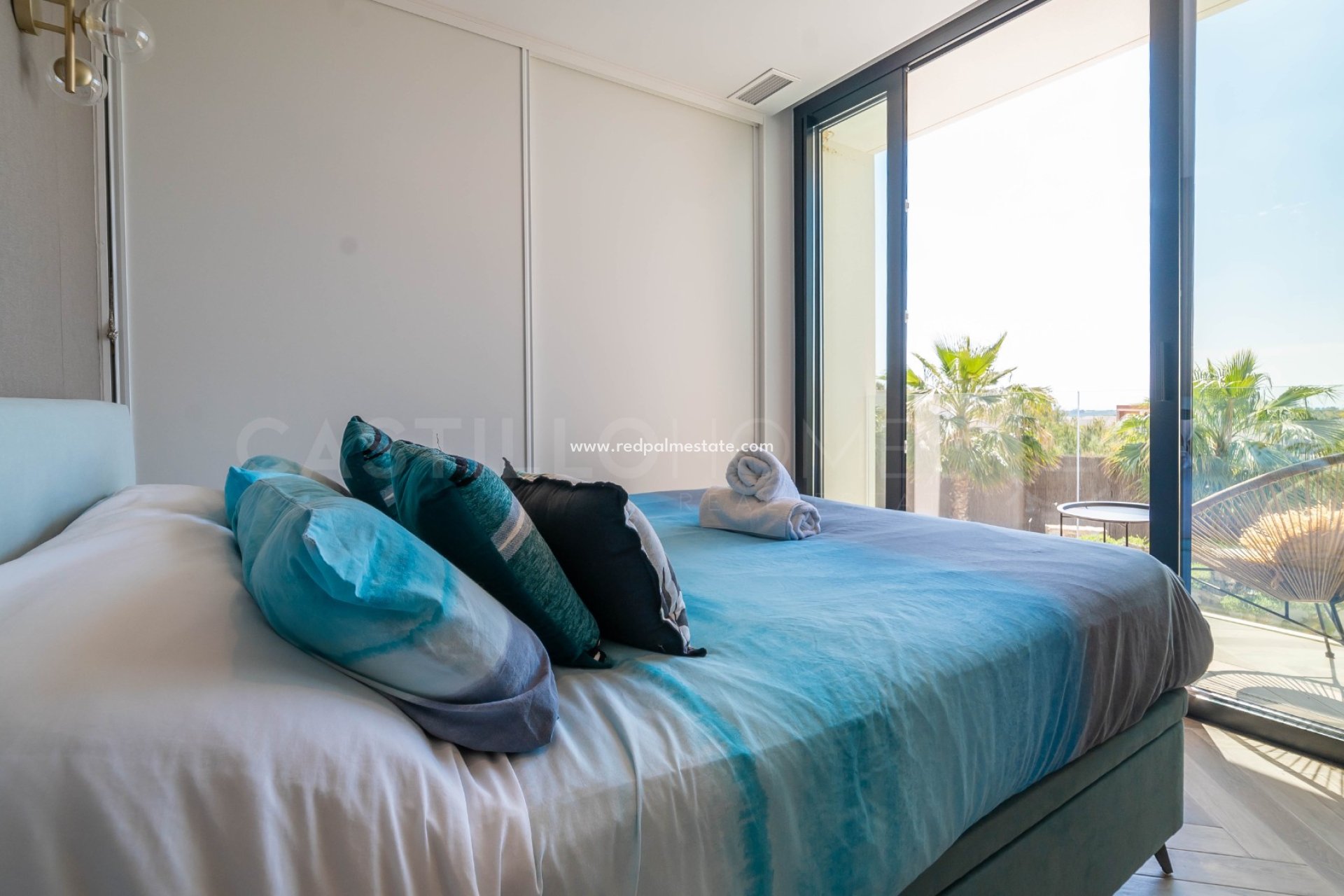 Reventa - Villa -
Las Colinas Golf