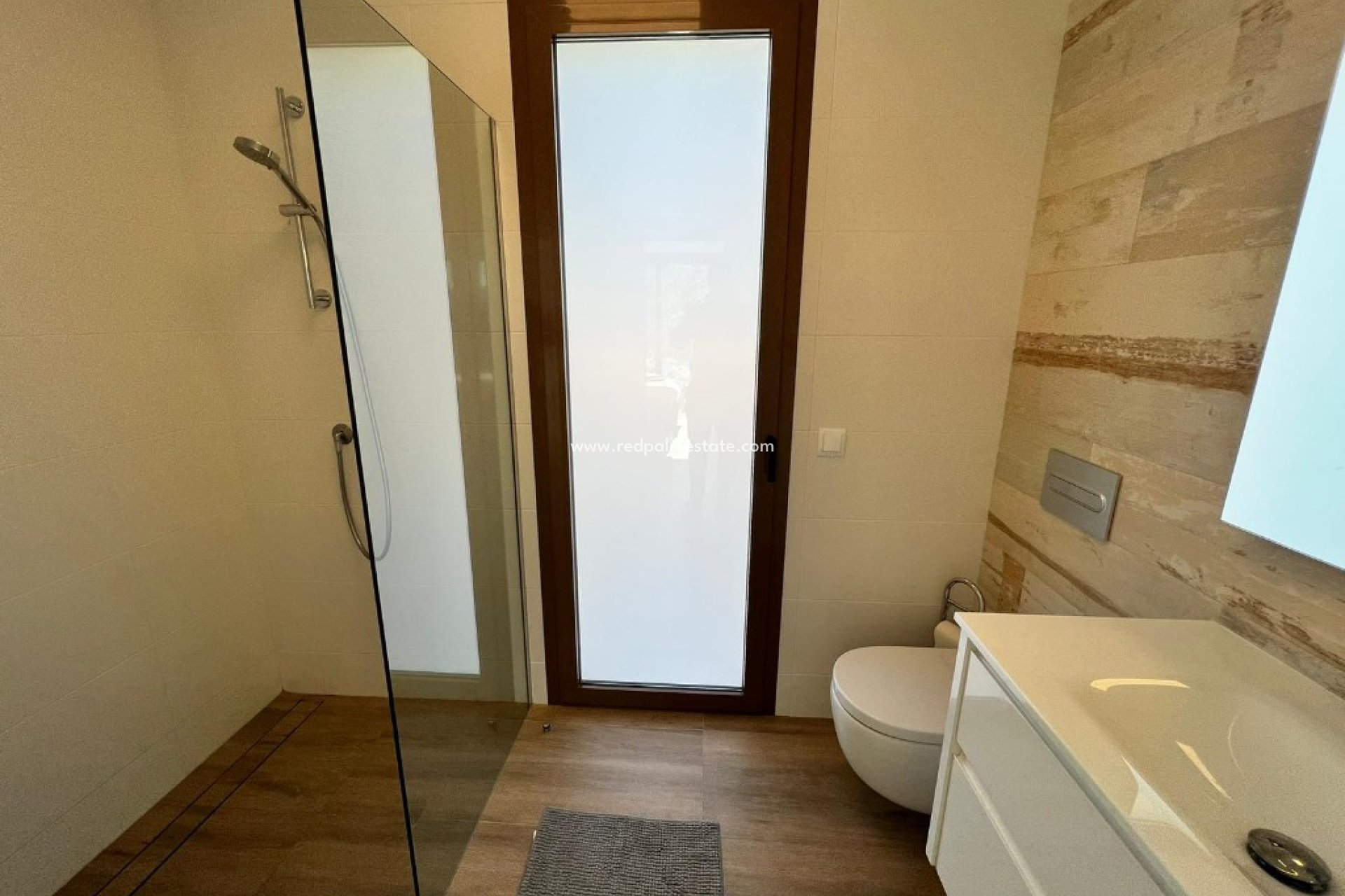 Reventa - Villa -
Las Colinas Golf