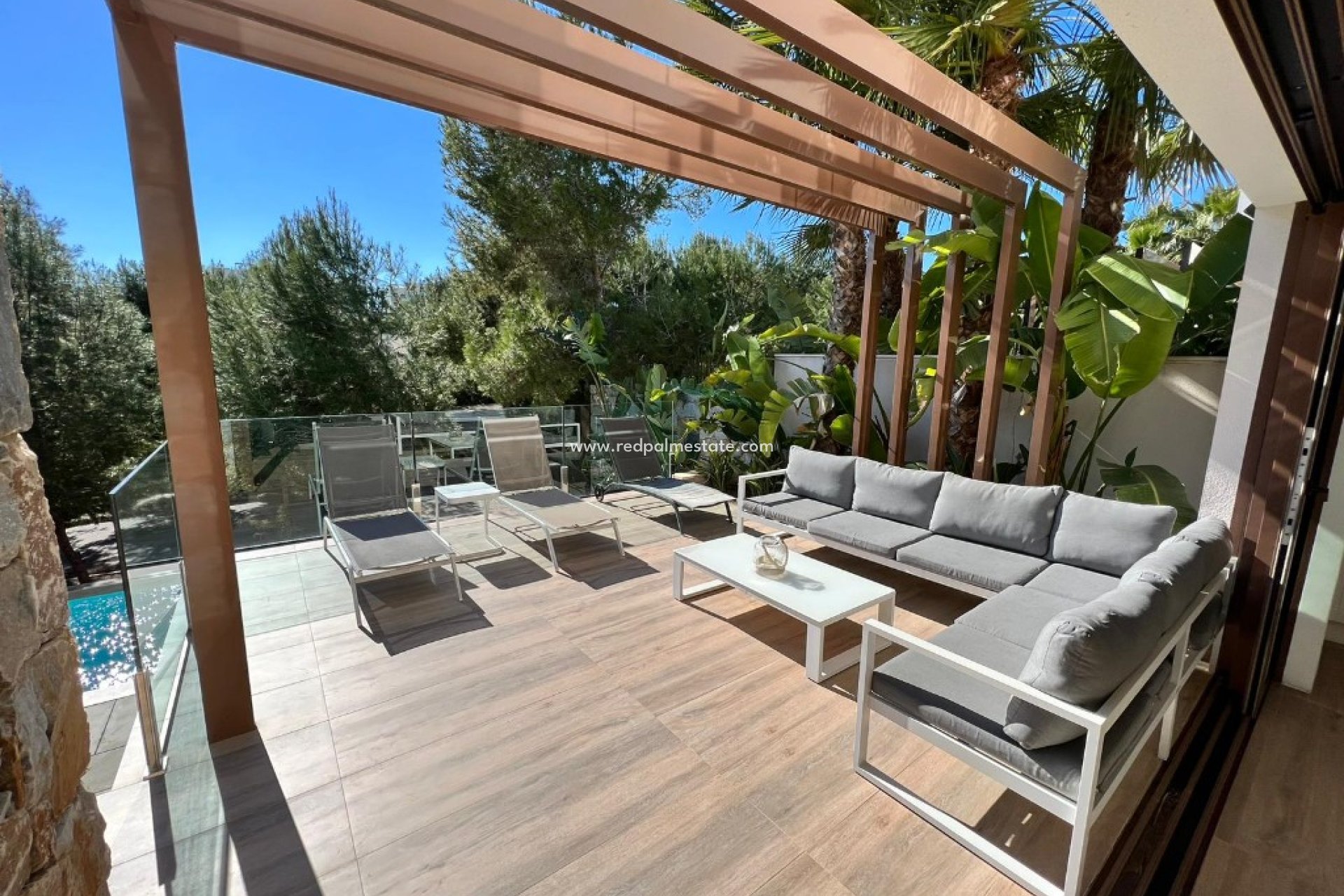 Reventa - Villa -
Las Colinas - Las Colinas Golf