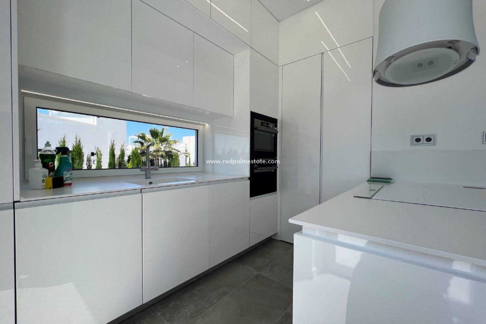 Reventa - Villa -
Las Colinas - Las Colinas Golf