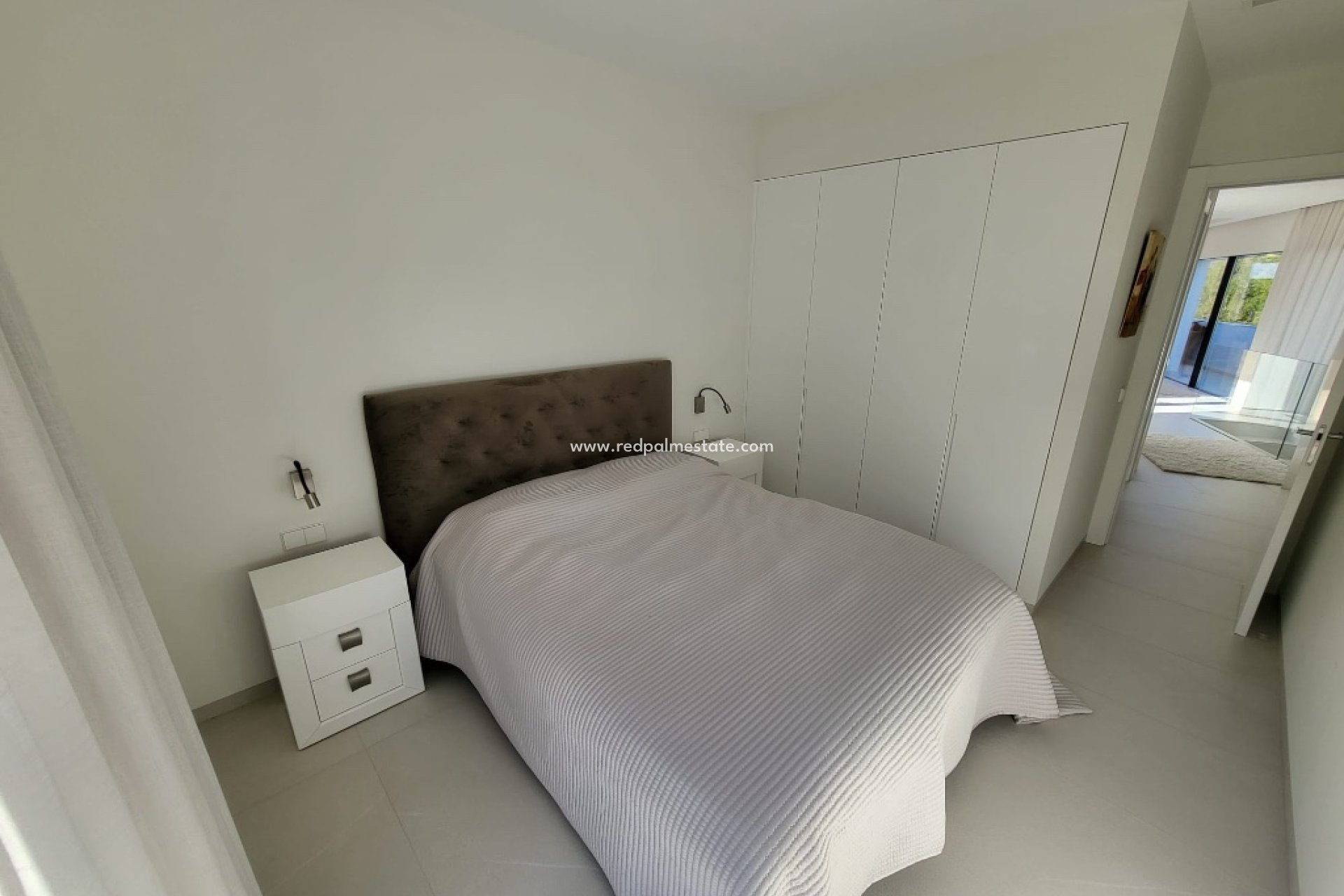 Reventa - Villa -
Las Colinas - Las Colinas Golf