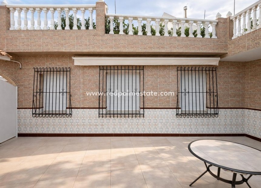 Reventa - Villa -
Lo Pagan - La Puntica