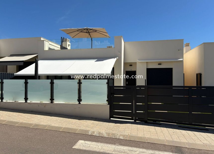 Reventa - Villa -
Lo Romero Golf Course - Costa Blanca