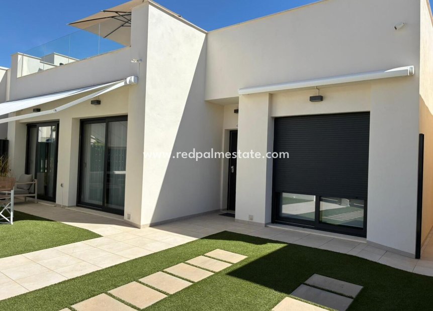 Reventa - Villa -
Lo Romero Golf Course - Costa Blanca