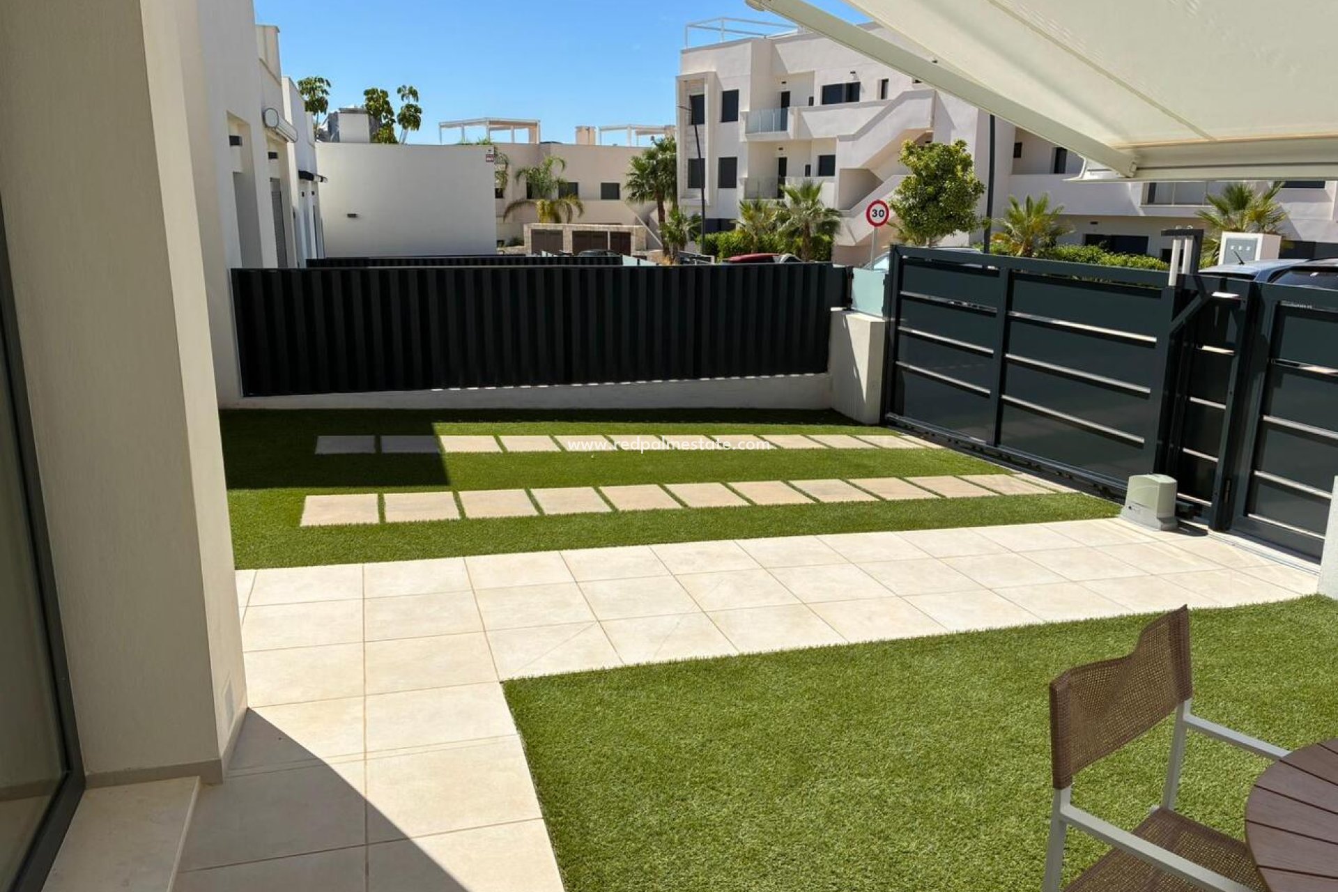 Reventa - Villa -
Lo Romero Golf Course - Costa Blanca