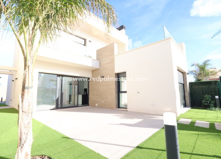 Reventa - Villa -
Los Alcazares - Santa Rosalía