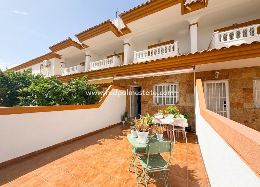 Reventa - Villa -
Los Alczares - Los Alcazares