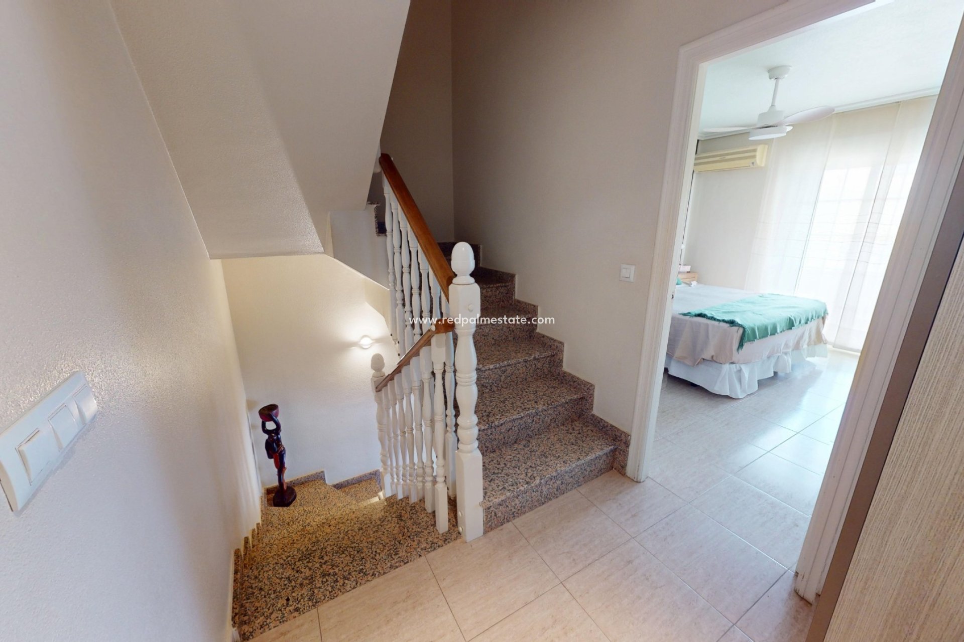 Reventa - Villa -
Los Alczares - Los Alcazares
