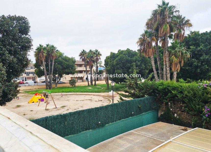 Reventa - Villa -
Los Alczares - Los Alcazares