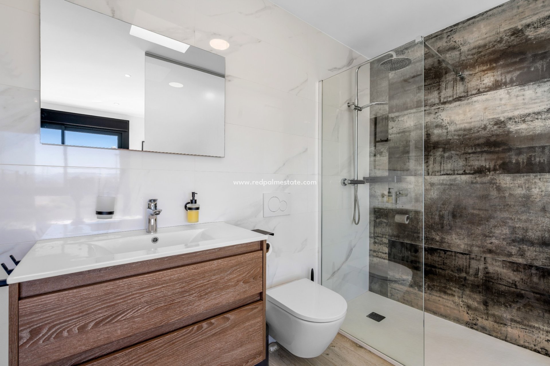 Reventa - Villa -
Los Alczares - Los Alcazares