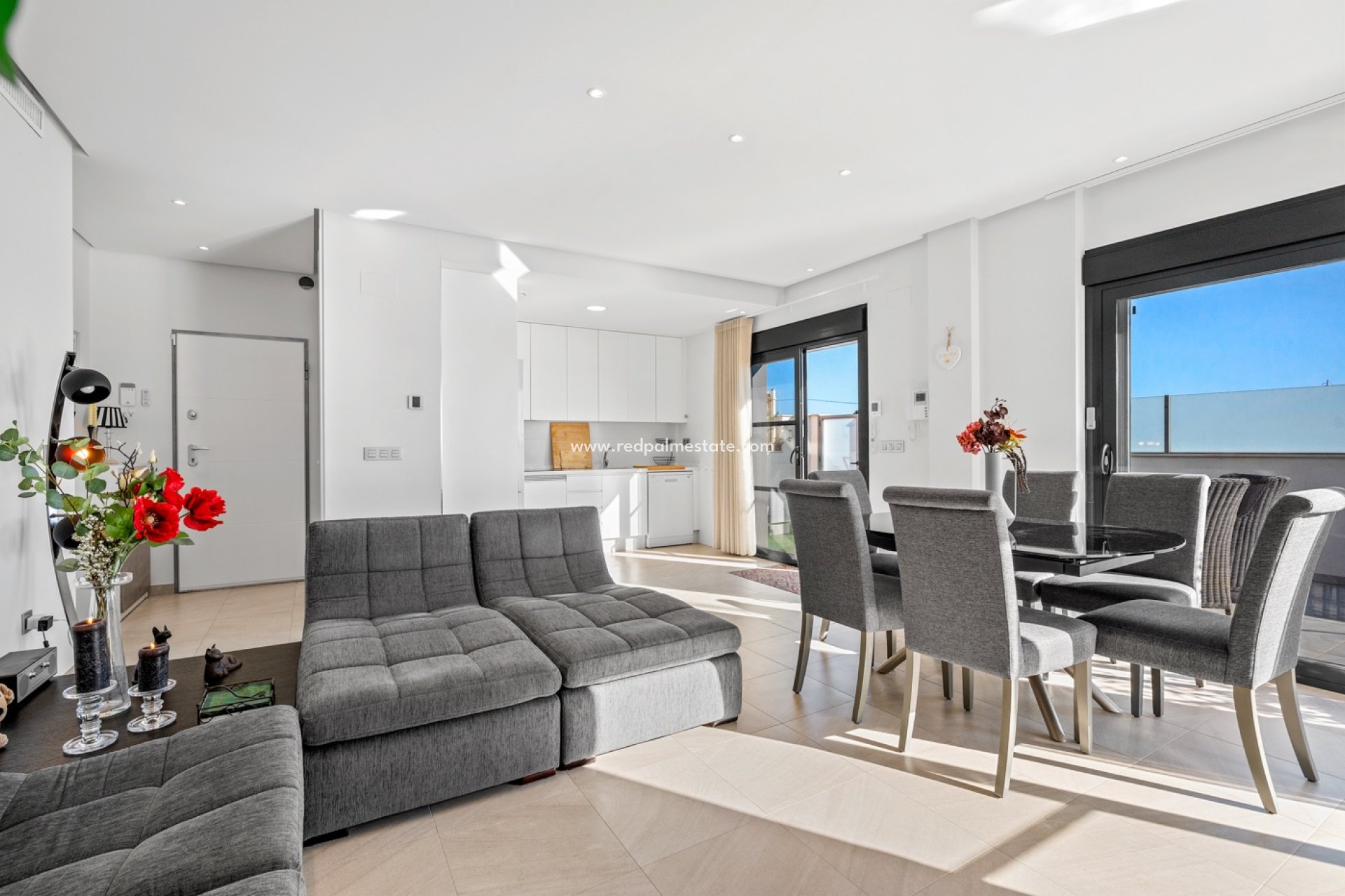 Reventa - Villa -
Los Alczares - Los Alcazares