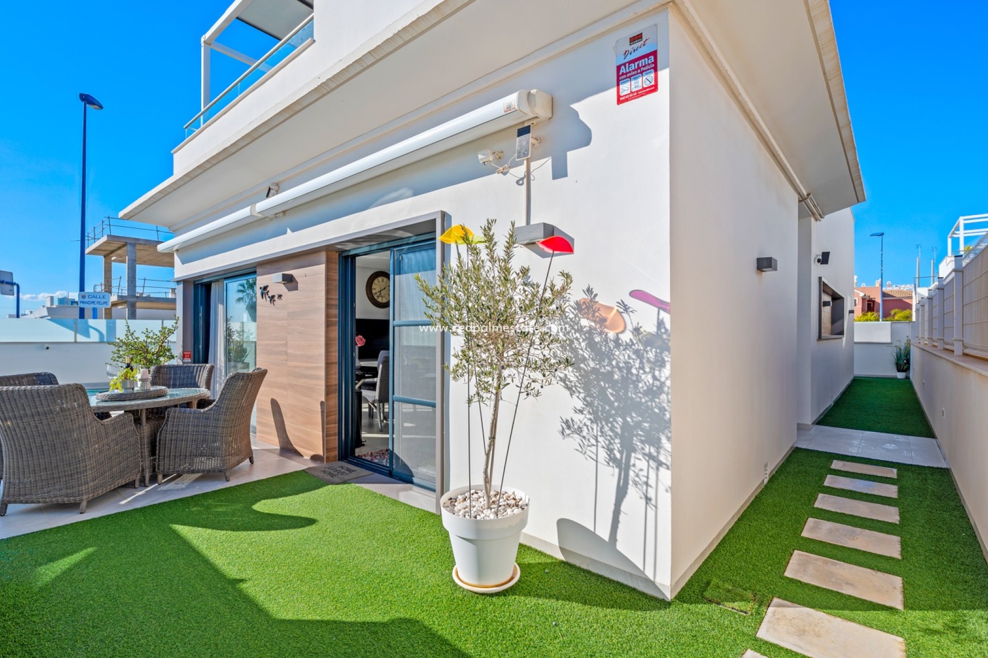 Reventa - Villa -
Los Alczares - Los Alcazares