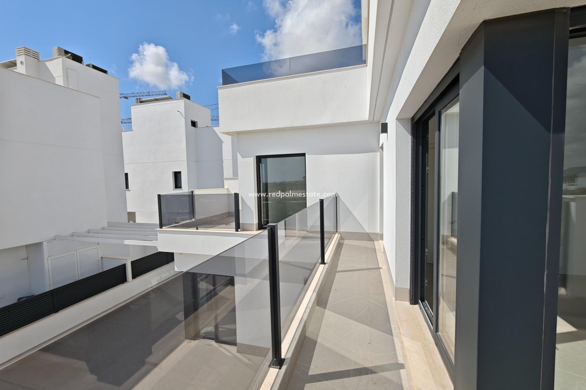 Reventa - Villa -
Los Alczares - Santa Rosalia