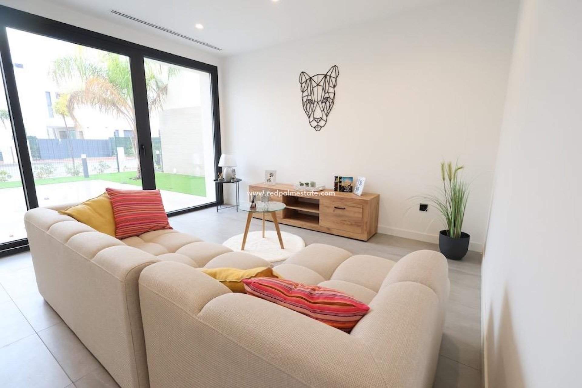 Reventa - Villa -
Los Alczares - Santa Rosalia