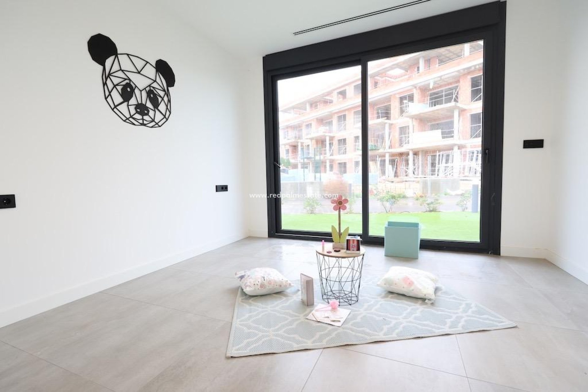 Reventa - Villa -
Los Alczares - Santa Rosalia