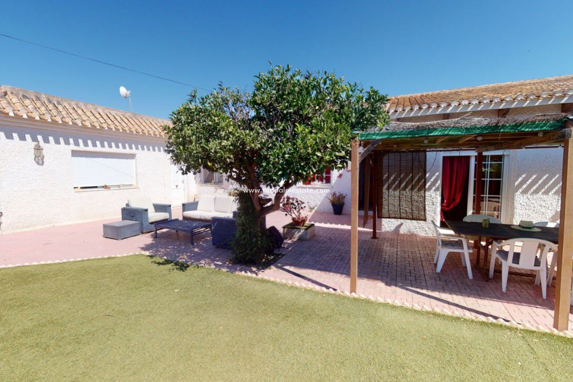 Reventa - Villa -
Los Belones - Inland