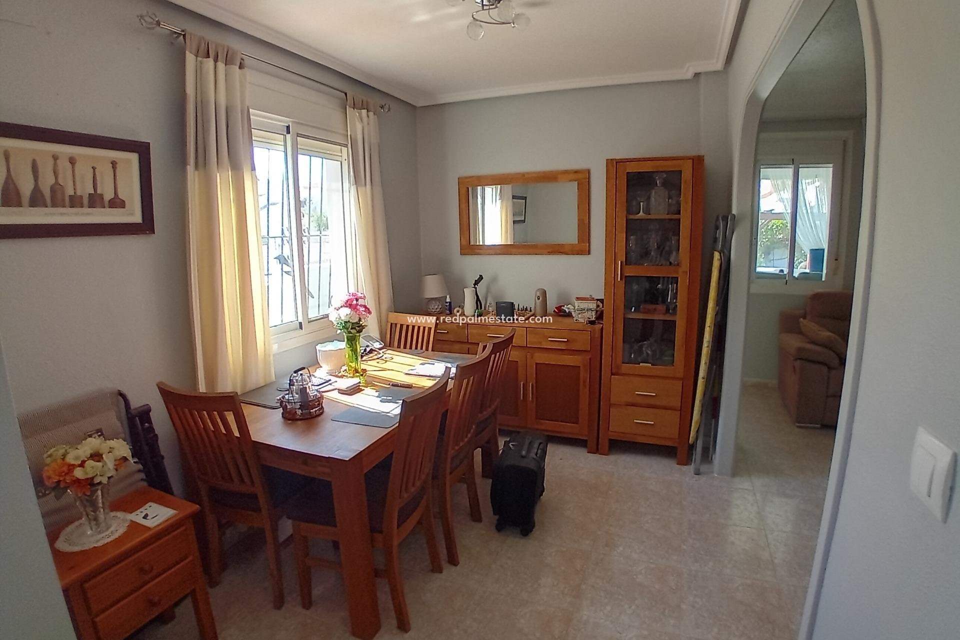 Reventa - Villa -
Mazarron - Camposol